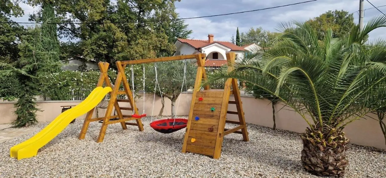 Beautiful New Villa With Pool, Near Beach - By Traveler Tourist Agency Krk - Id 2400 Пинезичи